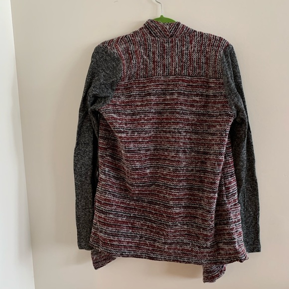 Lucky Brand Sweater - Picture 5 of 5